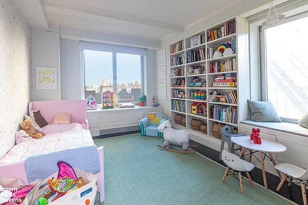 Rented by Brown Harris Stevens | media 6