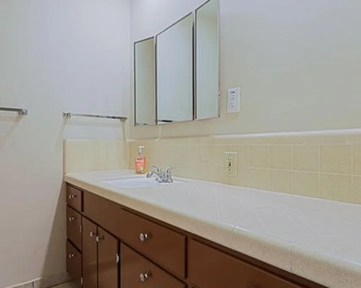 6203 N 12th Pl — Photo 19