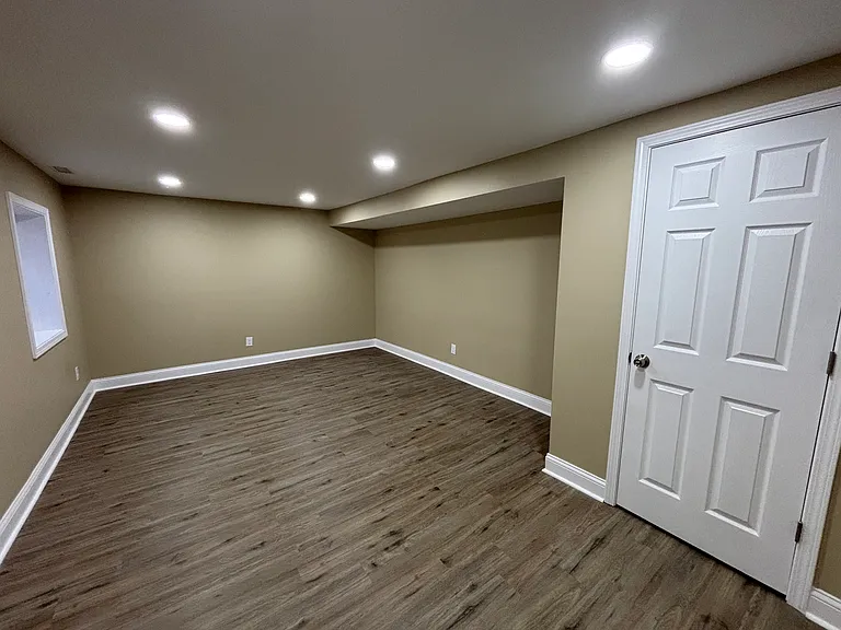 346 Richard Gordon Hatcher Blvd — Photo 3