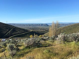 Nka Roza Hill Dr, Yakima, WA 98901