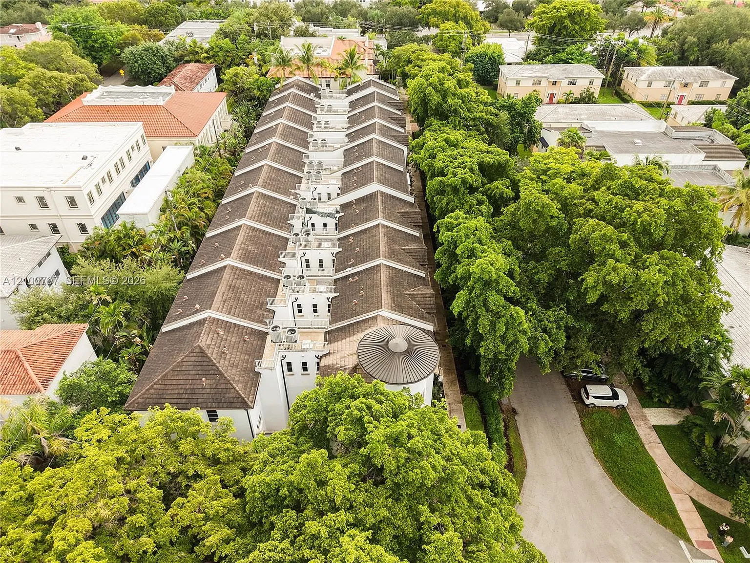 Coral Gables Biltmore Sec — Photo 3