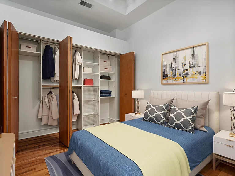 212 W Washington St #1613 — Photo 8