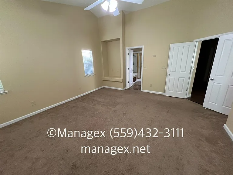1151 E Pinehurst Ave — Photo 12