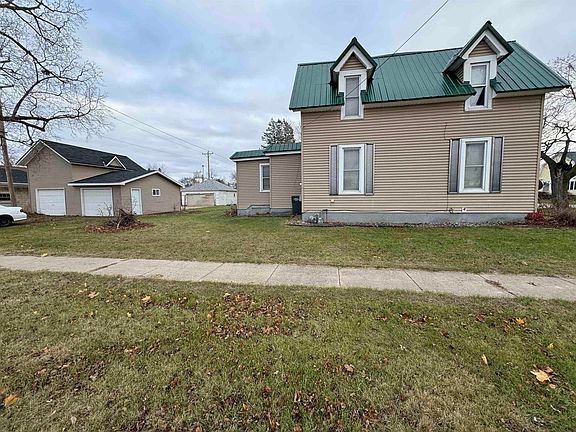 3rd image of 600 E Main St