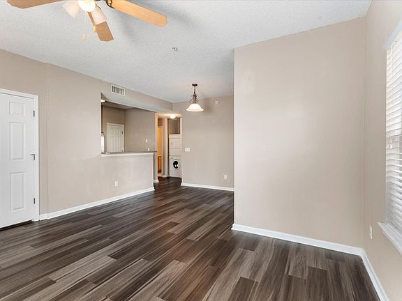 4th image of 575 Oakleaf Plantation Pkwy #1-901