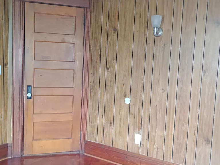 2706 Midland Ave — Photo 34