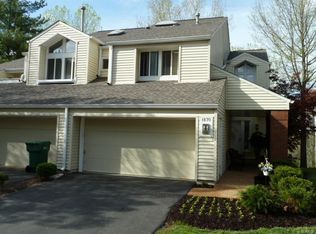 1870 Ridgeview Circle Dr, Ballwin, MO 63021