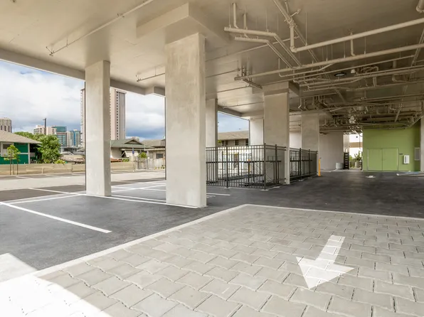 Hale Makana O Moiliili, 2139 Algaroba St #7e44d6a3c, Honolulu, HI 96826