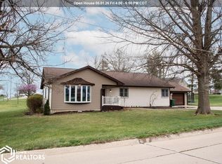 306 Duffield St, Bloomfield, IA 52537