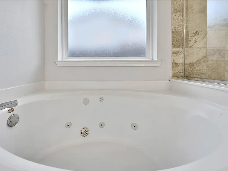 22203 Eagle Meadow Dr — Photo 14