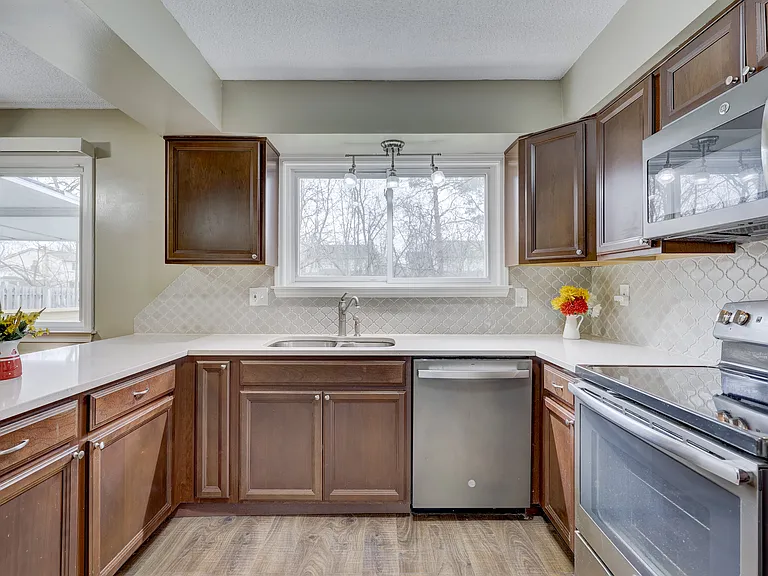 42293 Saltz Rd — Photo 12