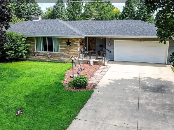710 Ithaca Ave, Spirit Lake, IA 51360