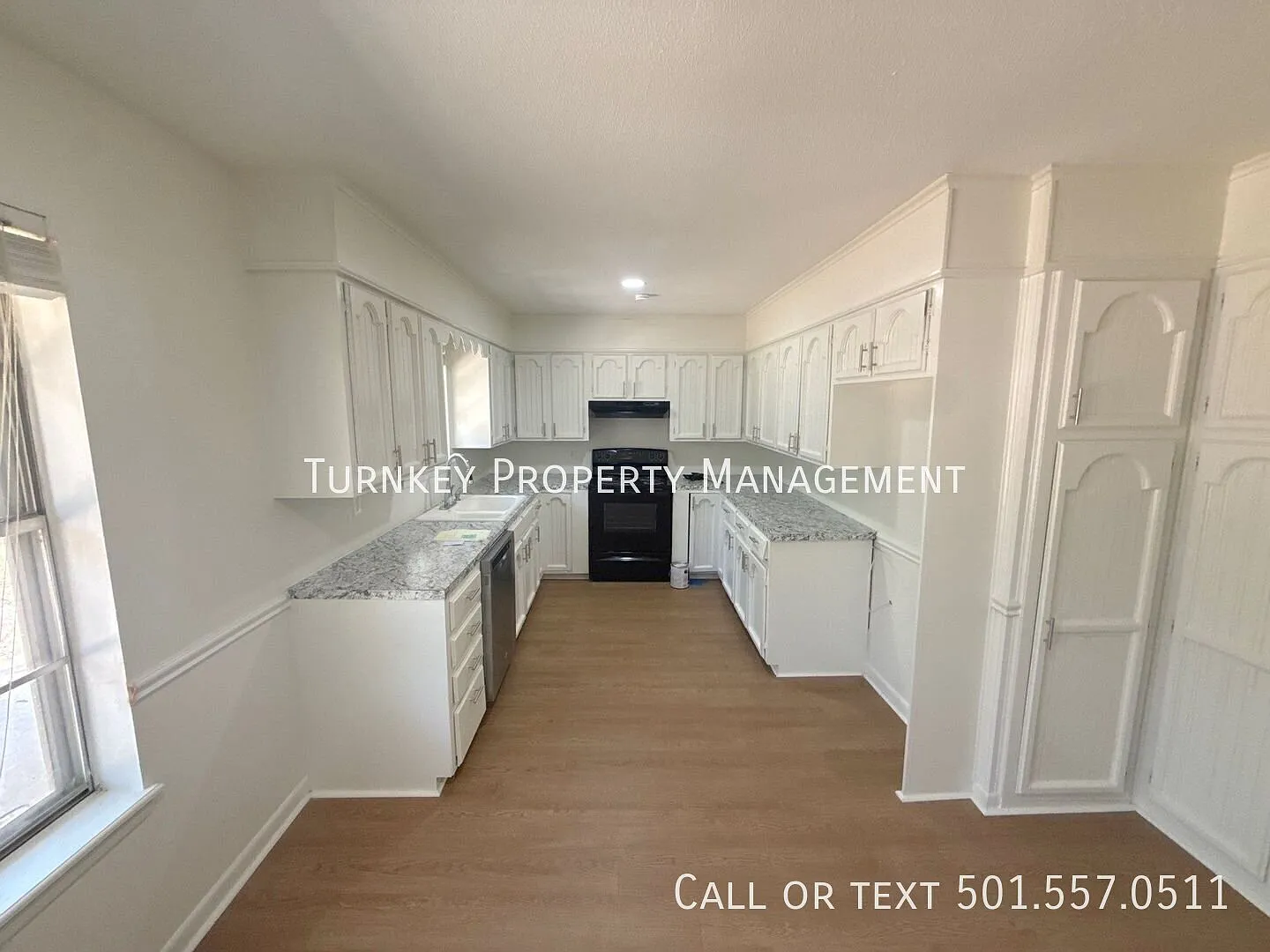 20 Grant Oaks St — Photo 2