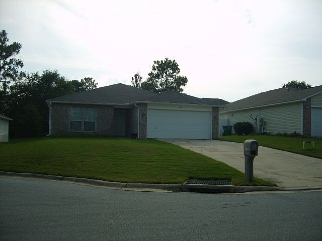 142 Sandstone Trl