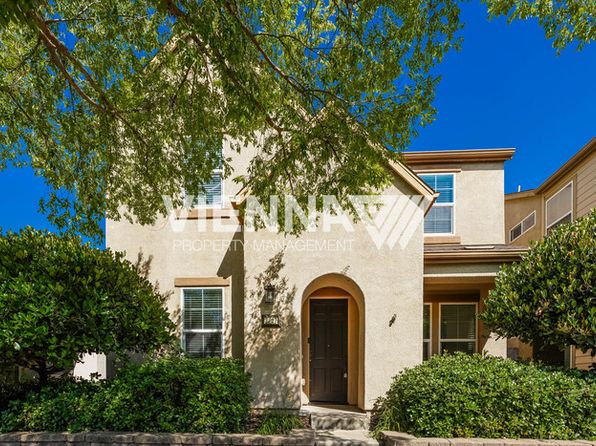 3217 Village Center Dr