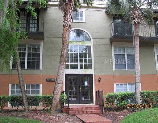 1st image of 3942 Versailles Dr #B