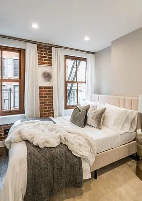 Rented by Douglas Elliman | media 19