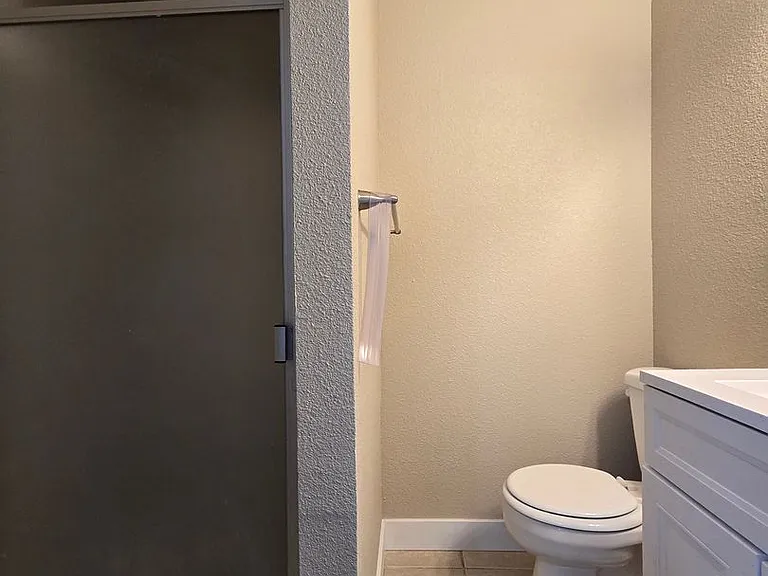 4647 Marnell Dr — Photo 18