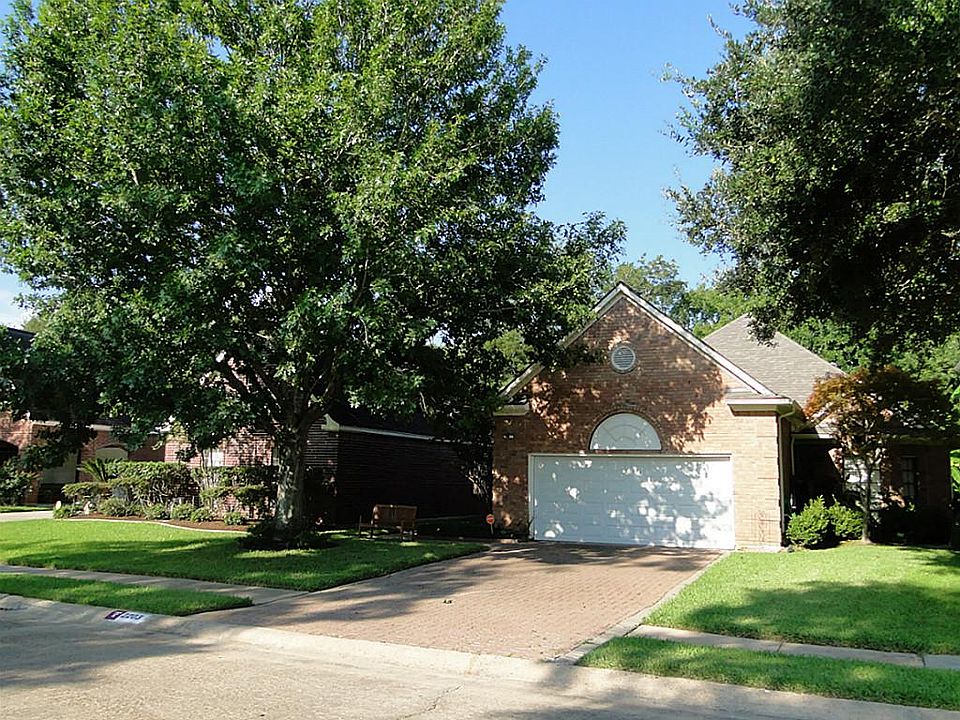1st image of 2203 Woodland Dr