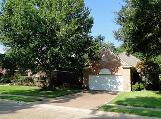 2203 Woodland Dr, Richmond, TX 77406