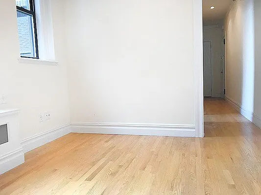 Rented by AJ Clarke | media 23