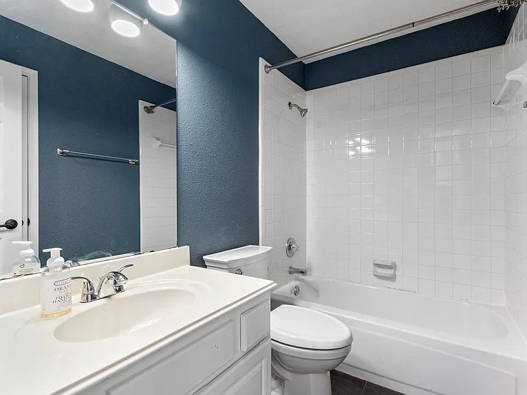 13507 Country Green Ct — Photo 23