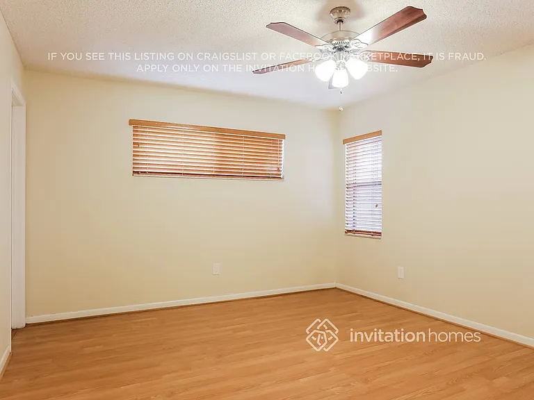 4915 SW 12th St — Photo 12