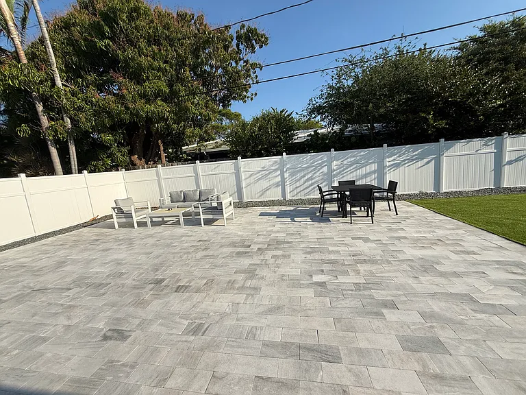 3205 Barton Rd — Photo 45