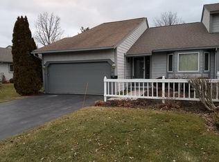 62 Midlake Cir, East Syracuse, NY 13057