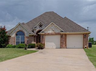 140 Diamond Ridge Ln, Weatherford, TX 76087