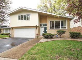 2901 Willow Rd, Homewood, IL 60430