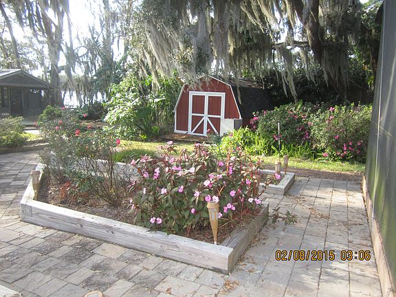 2nd image of 18 Garden Dr