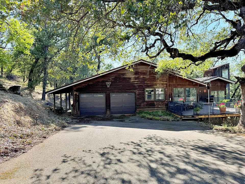 1st image of 4181 Thunderbird Ln