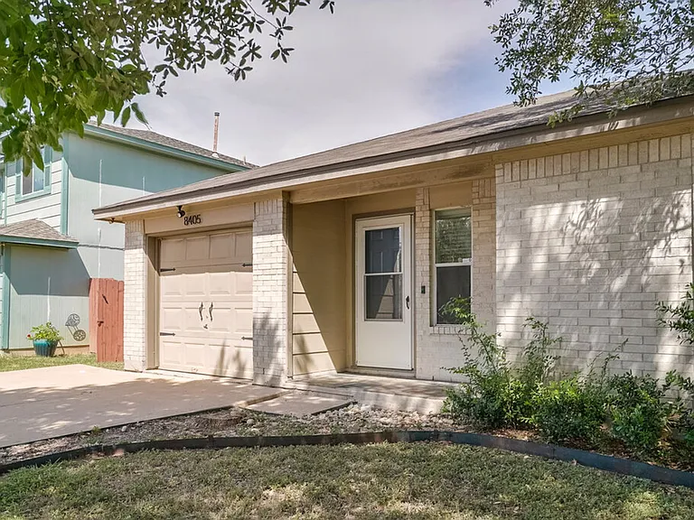 8405 Winter Haven Rd — Photo 3
