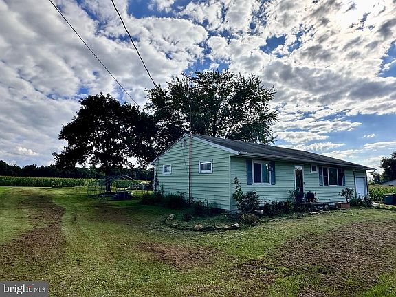 5th image of 1781 Heidlersburg Rd