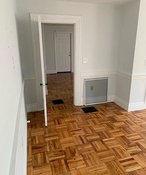 83 E Main St #1.1 — Photo 4