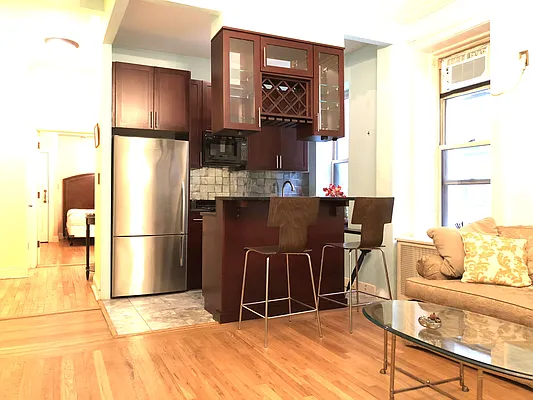 Rented by Meraki Realty LLC | media 5