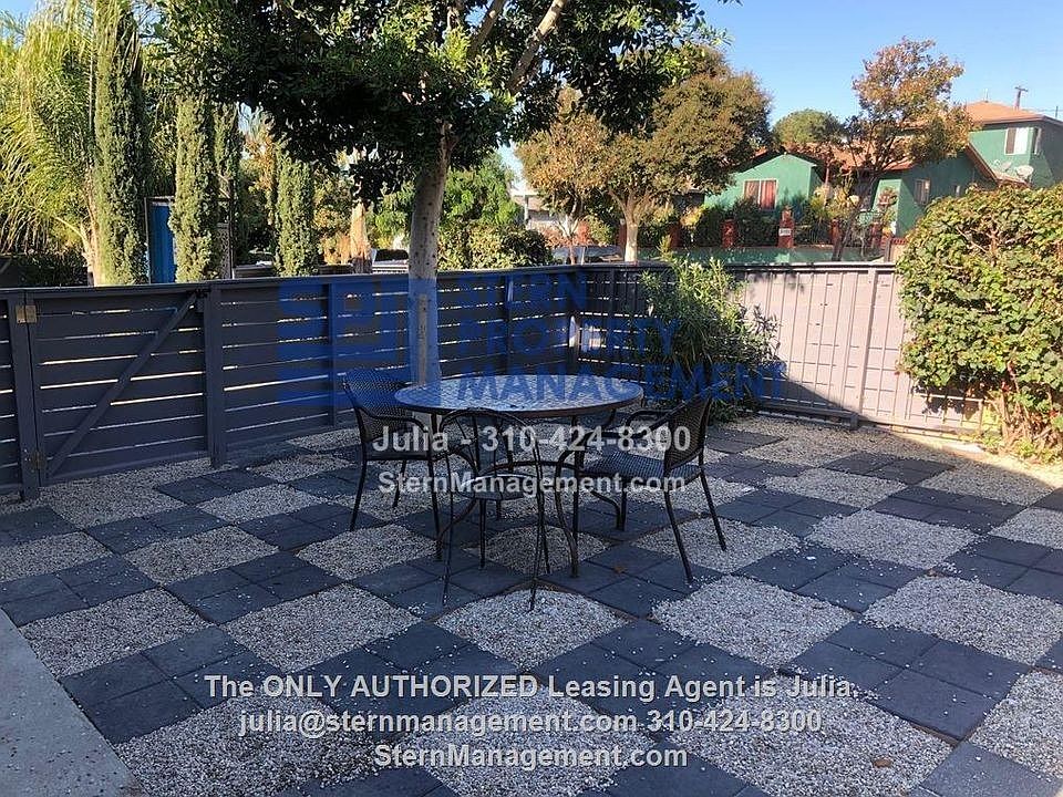 1st image of 3018 Three Asbury St #1-4