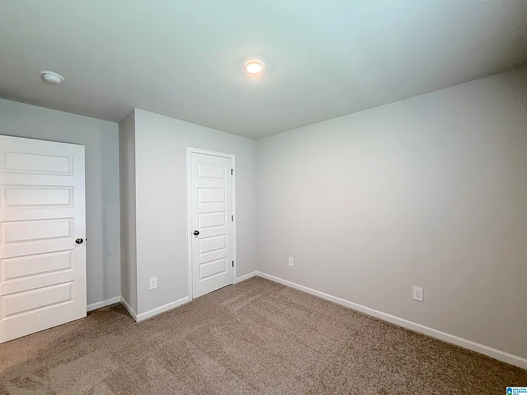 128 Challenger Way — Photo 36