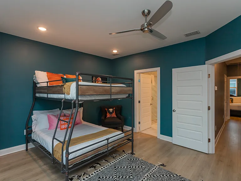 1737 Pecan St #3 — Photo 17
