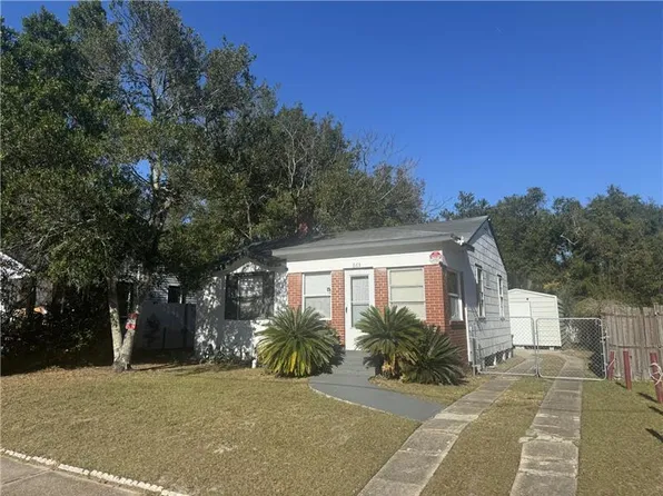 665 Chestnut Dr #1, Jacksonville, FL 32208