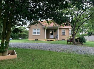 4204 Bridgeboro Rd, Moorestown, NJ 08057