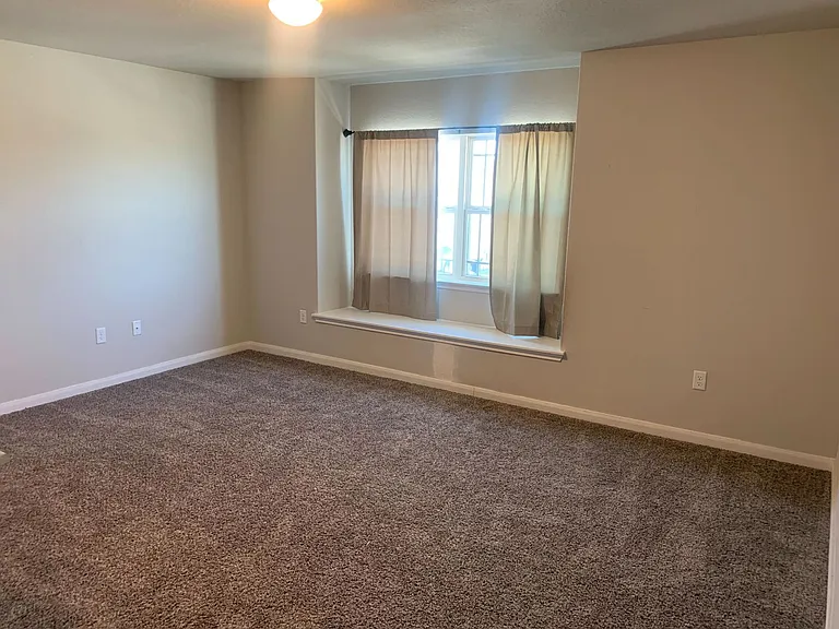 6814 Hibiscus Fls — Photo 16