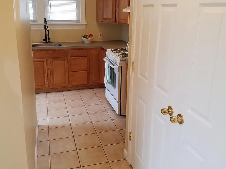 420 Ash St — Photo 22