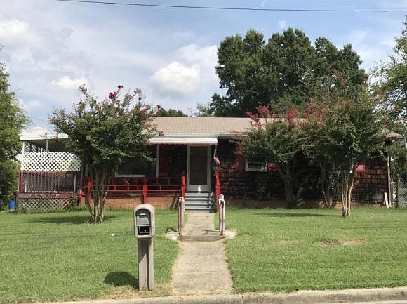 1st image of 805 Richmond Ave