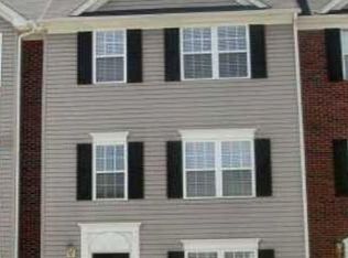 9854 Treeside Ln, Matthews, NC 28105