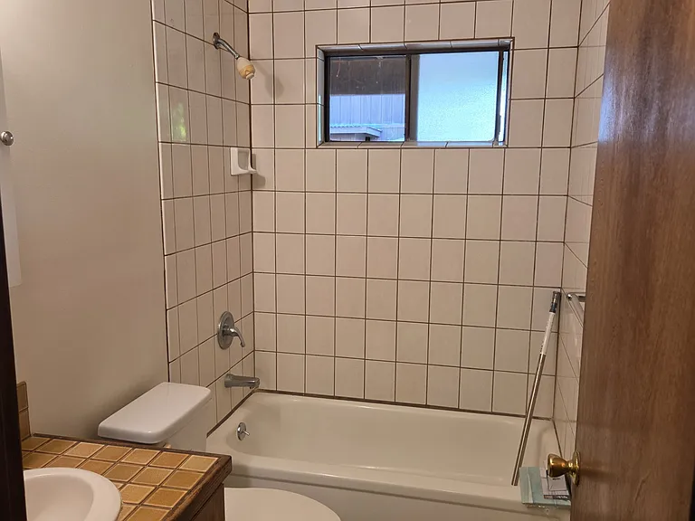 1601 N Alaniu Pl — Photo 6