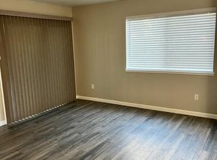 480 Cherry Ln APT B, Manteca, CA