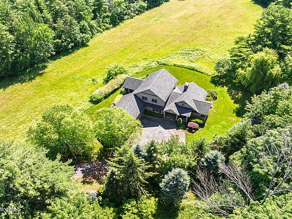2nd image of 36 Yale Hill Rd
