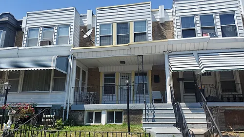 4813 Olive St Photo 1